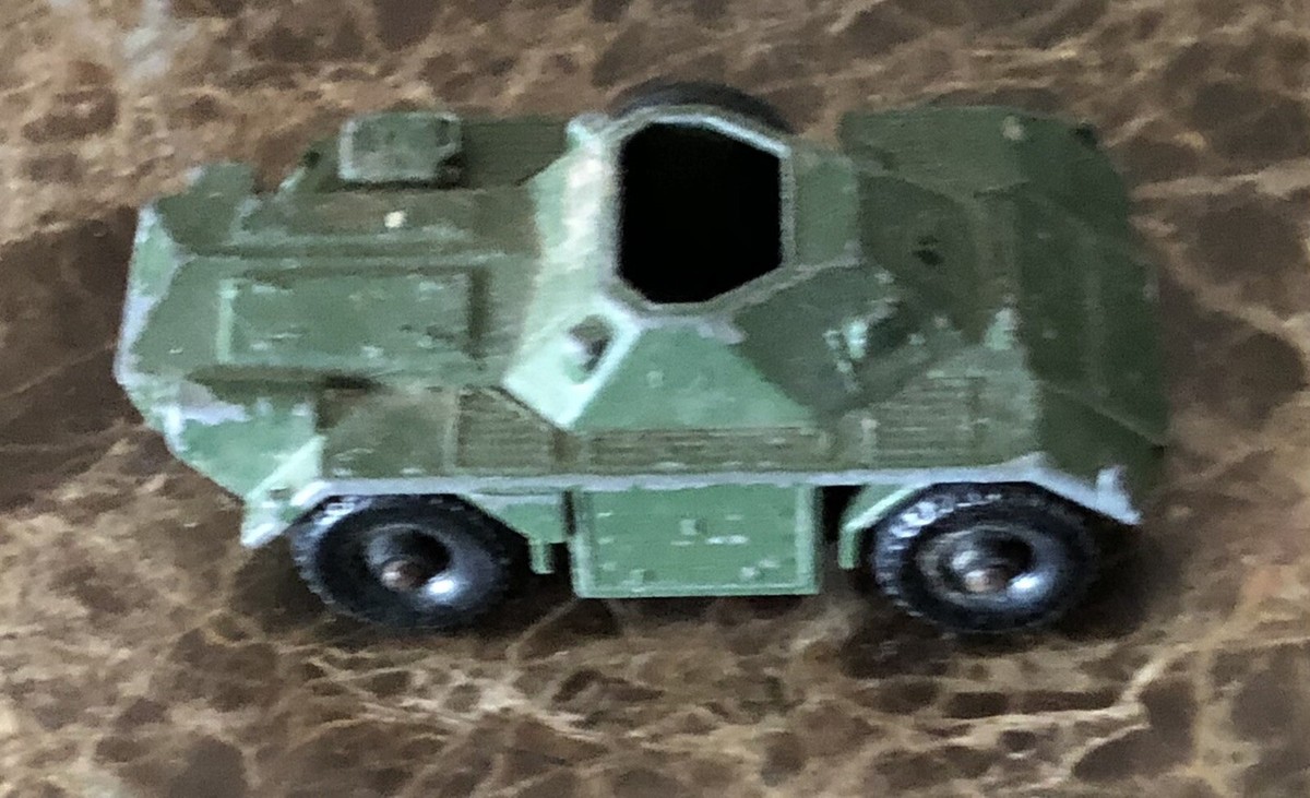MATCHBOX 　No.61 Army Scout Car Vintage Matchbox Lesney No. 61 Armored Ferret Scout Car Army