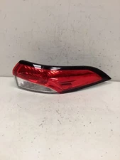 2020 -2022 TOYOTA COROLLA PASSENGER RH TAIL LIGHT OEM C21R-11189 TC