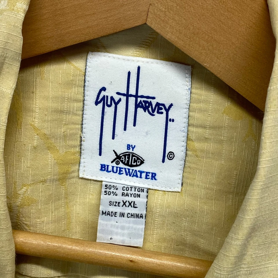 Guy Harvey Shirt Mens 2XL Yellow Camp Loop Collar Bluewater Embossed Beachwear - Image 3 of 4