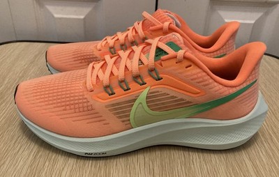  Nike Air Zoom Pegasus 39 Running Shoe DH4072-800 Women s Size-9. New.