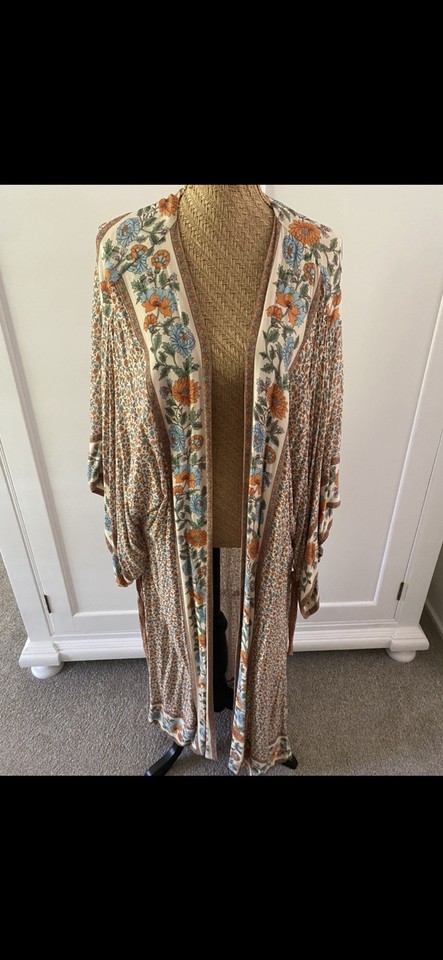 Arnhem kimono Size M/L  🍊