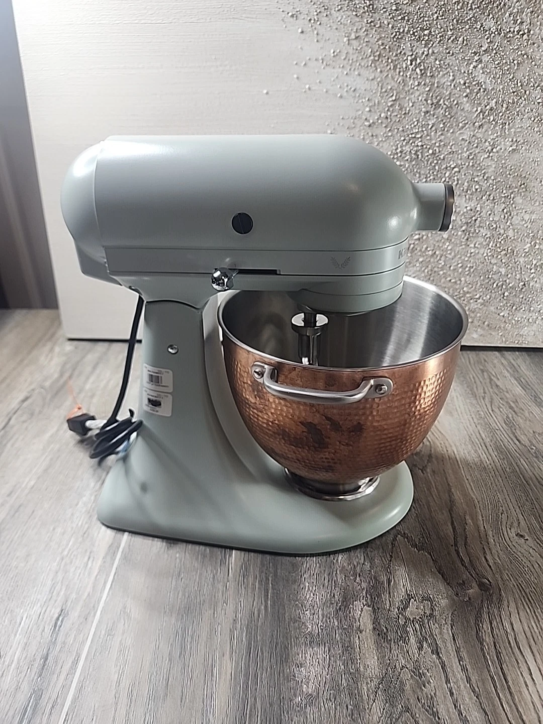 KitchenAid Refurbished 2022 Design Series Blossom Tilt-Head Stand Mixer, DISPLAY
Opens in a new wind