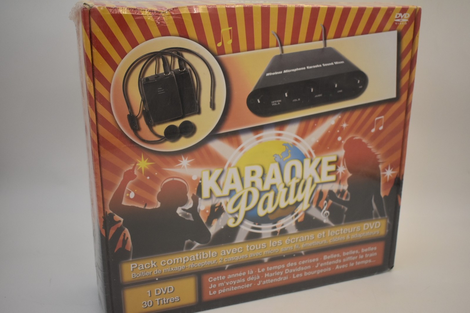 Pack karaoké pour soirée en famille compatible lecteur DVD et TV de salon