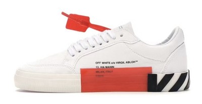 Off-White Low Vulcanized Sneakers - White / Violet - Size 40 - Brand New 