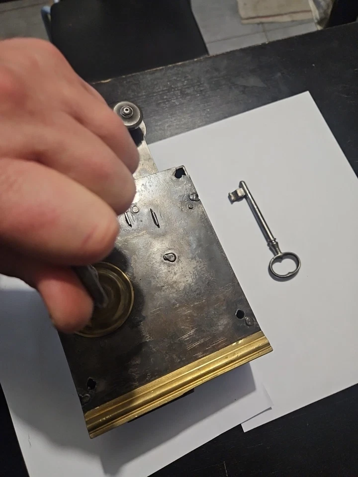 MAGNIFIQUE SERRURE ANCIENNE DE MANOIR,CHATEAU...FOCTIONNELLE ,1,800K -16,5X14X3  - Photo 2/4