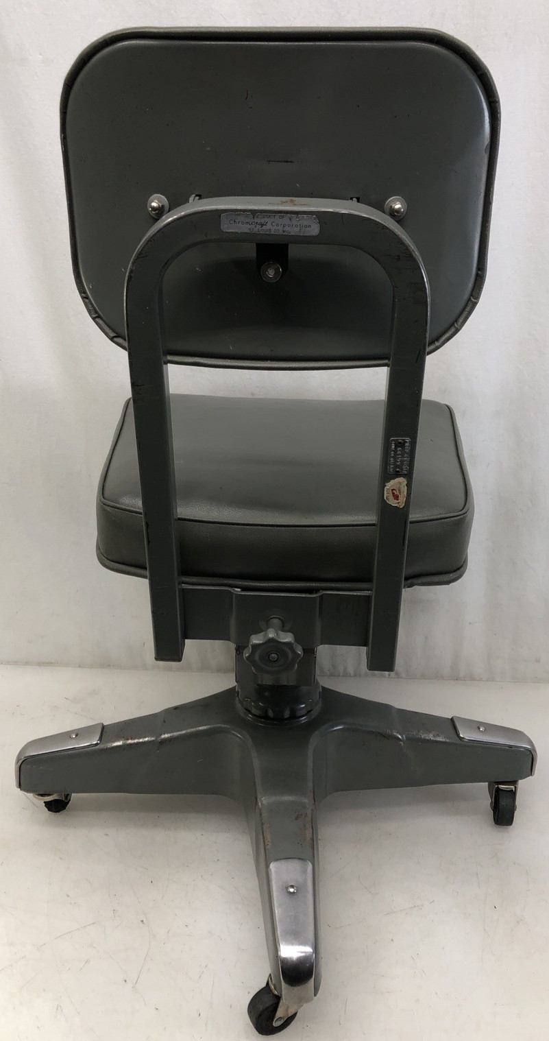 Industrial Swivel Office Tanker Desk Chair Rolling Propeller Base Steel MCM 1960