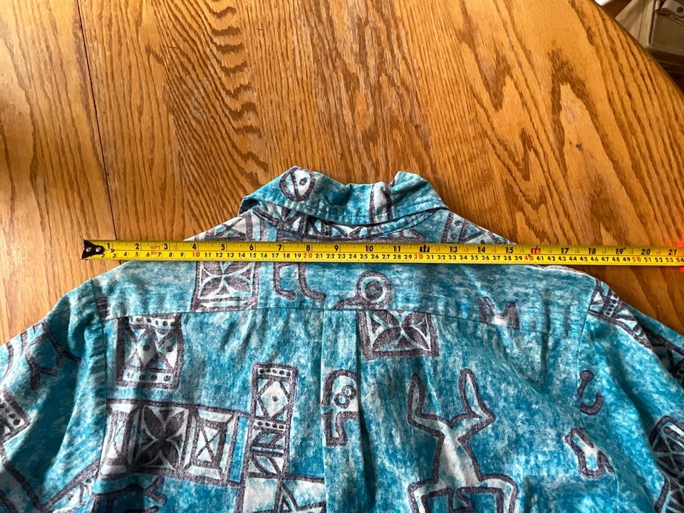 Vintage McInerny Shirt Hawaiian Barkcloth Mens Medium Wood Buttons Front Placket - Image 3 of 4