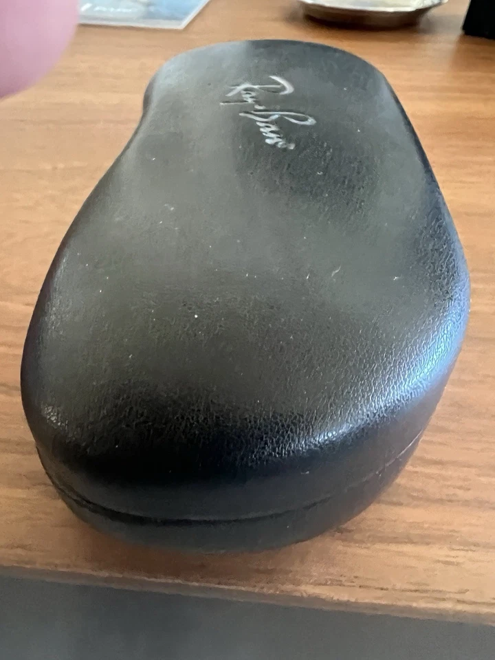 Auténtico estuche protector lateral duro grande Ray Ban para gafas de sol Foto 4 de 4