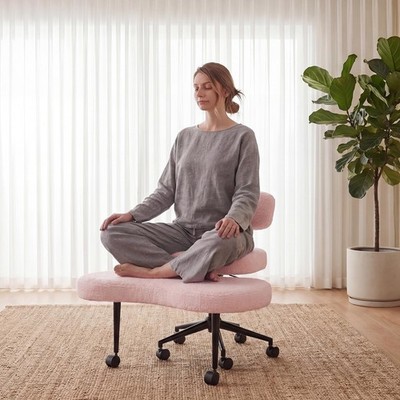 DUMOS Ergonomic ADHD Cross Legged Office 33.66''D x 29.13''W x 34.84''H, Pink