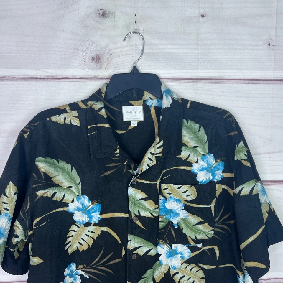 Trader Bay Shirt Mens XL Black Hibiscus Floral Print Button Up Washable Silk - Image 2 of 4