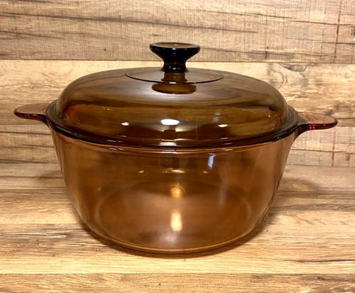 VTG. VISIONS CORNING WARE AMBER 4.5 L DUTCH OVEN 5 QT. STOCK POT & PYREX LID