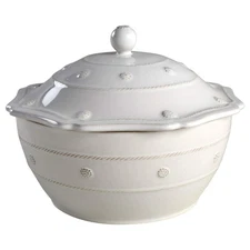 Juliska Ceramics Berry and Thread Whitewash 3 Quart Round Casserole Dish 8340066