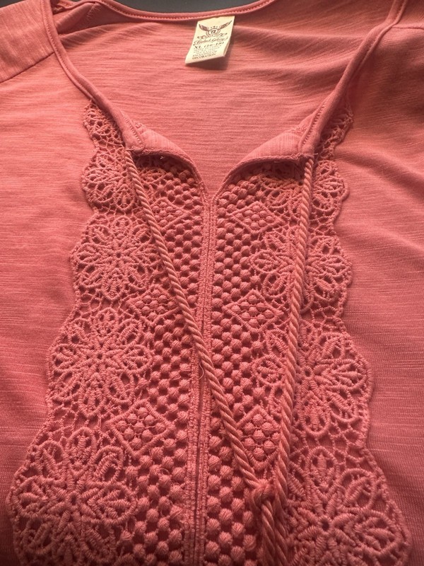 Faded Glory Women's MelonV-Neck 3/4 Sleeve Lace Insert Pullover Blouse Xl 16-18