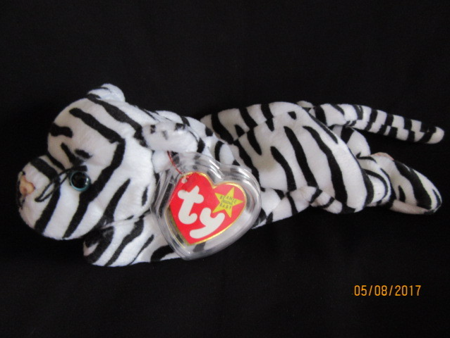 TY BEANIE BABY BLIZZARD - WHITE TIGER - MINT CONDITION - RETIRED WITH TAGS