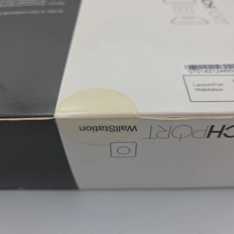 Super Rare iPort LaunchPort WallStation White New For iPad - Image 3 of 4