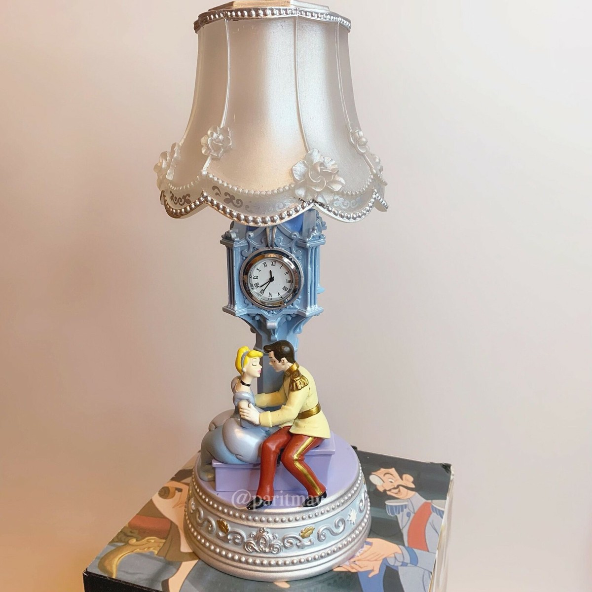 ディズニーストア　シンデレラ ライト　時計　story collection シンデレラ 時計塔LEDライト ルームライト 舞踏会 ダンス