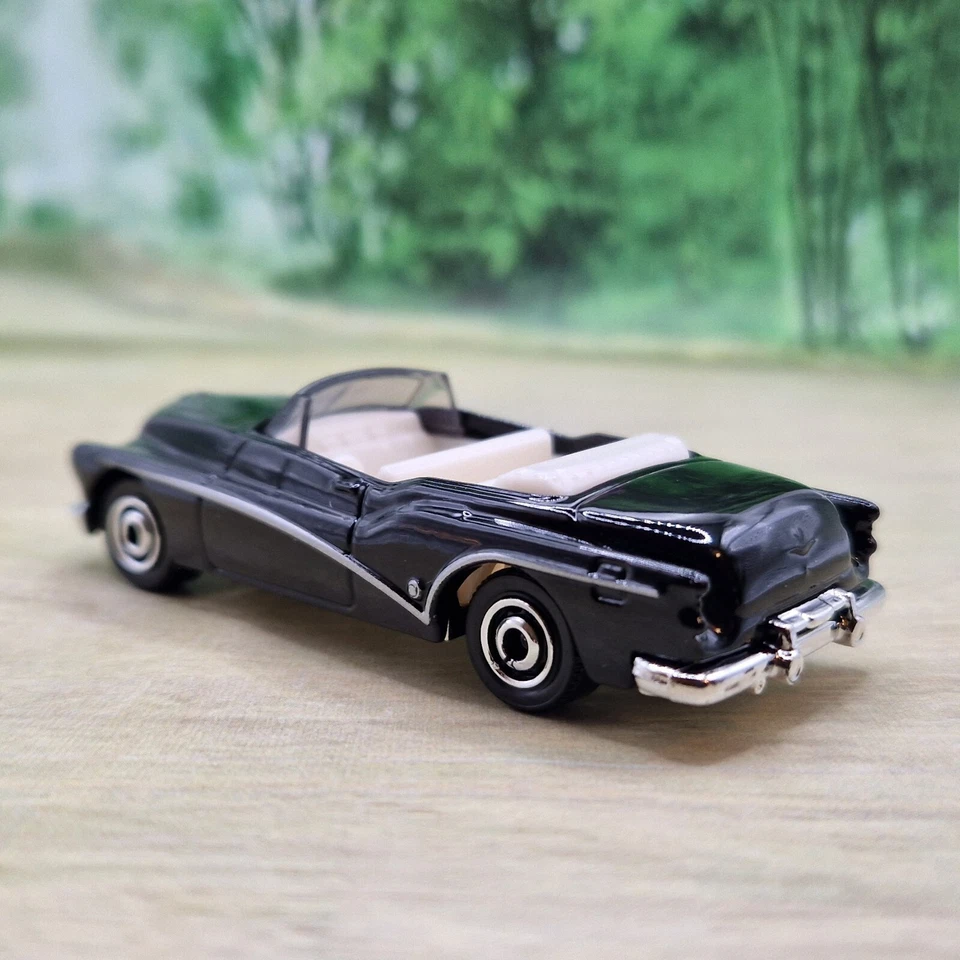 Matchbox  '53 Buick Skylark Diecast Model Car 1/64 (59) Excellent Condition - Image 2 of 4