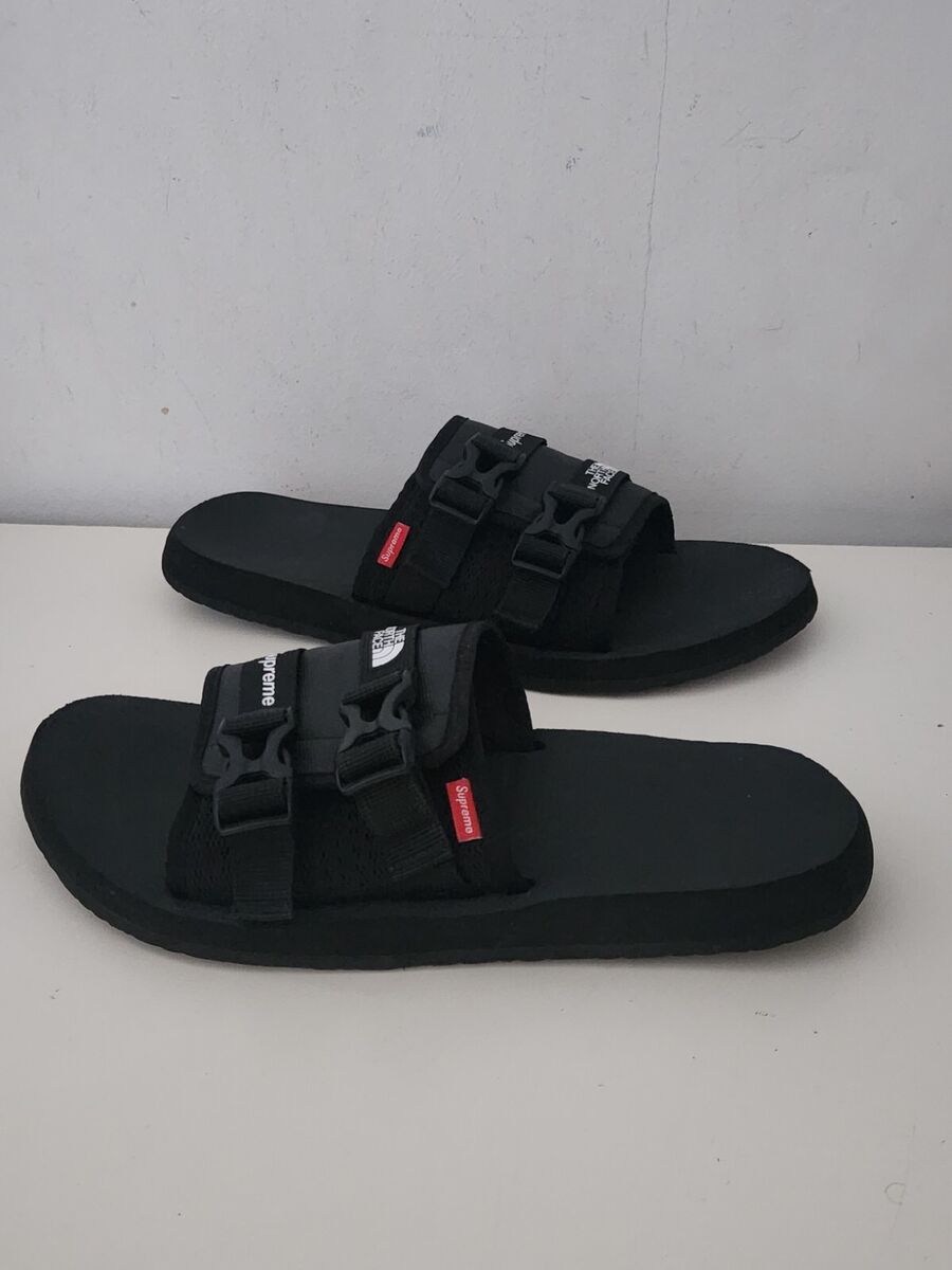SS22 Supreme The North Face Trekking Sandal slides Black SS22 Supreme The North Face Trekking Sandal slides Black
