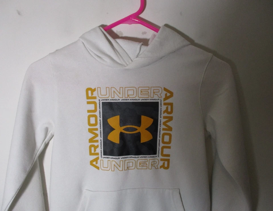 Sudadera con Capucha Pullover Blanco UNDER ARMOUR para Niño Talla YSM/JP/Ch Foto 2 de 4