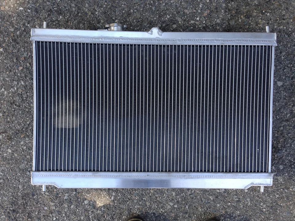 Radiador de refrigeración de aluminio Honda Prelude 1992-1996 2,2 L I4 2 filas automático Foto 2 de 4