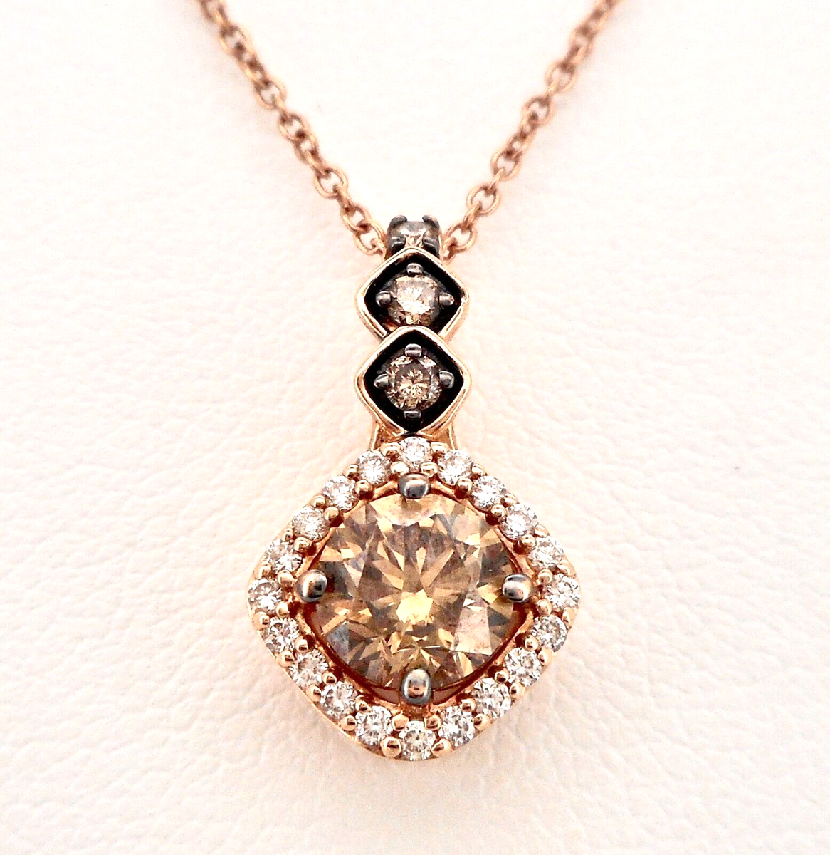 LE VIAN 14K ROSE GOLD ROUND CHOCOLATE DIAMOND HALO PENDANT