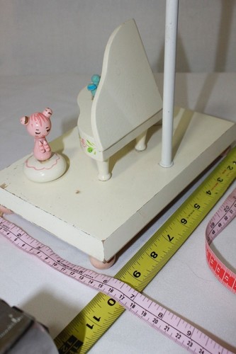 Electric Lamp Music Box Motion Snow White Blue Bird Nursery Plastic Co. Rare - Picture 9 of 10