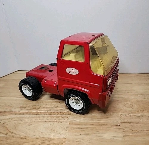 Tonka Vintage Semi Truck Cab Steel Metal & Plastic XR-101 On Tires Red