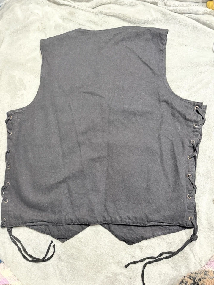 MILWAUKEE PERFORMANCE VEST DEMIN Size XL ,black  , Used - Image 2 of 4