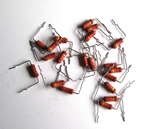 20 Stück Metalloxidschicht Widerstände 12kΩ / 2W 5 % (M0370) - Picture 2 of 5
