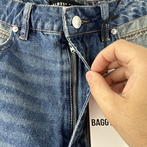 Almost Famous Jeans Women 5 Baggy Wide Leg Chaps Cutout Pockets Zip Fly Y2K NWT - Picture 4 of 13