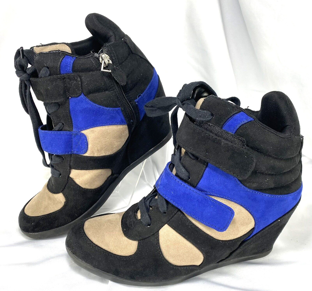 Simply Vera Wang Wedge Heel Sneaker Shoe Bootie Women 9.5M Simply Vera Wang Wedge Heel Sneaker Shoe Bootie Women 9.5M