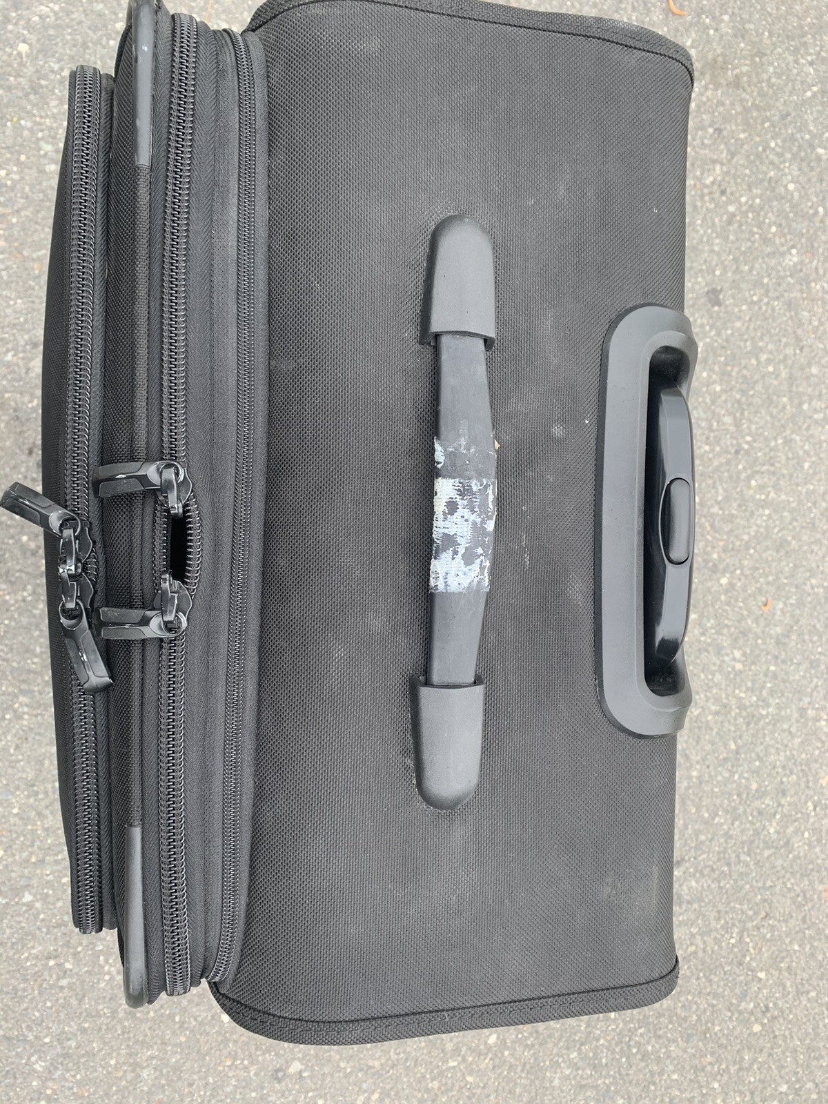 Kirkland Signature Cordura 26” Expandable 4 Wheel Roller Bag Luggage