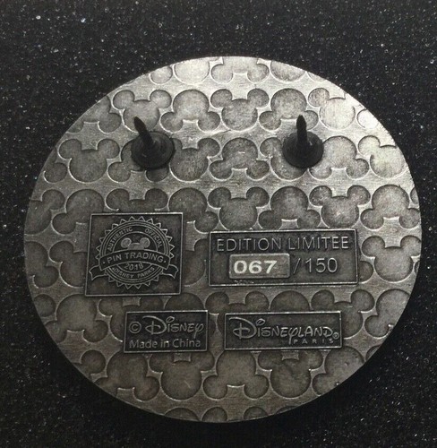 Disney Disneyland Paris wunderschönes Zinn Medaillon Pin Pascal verheddert LE150 :) - Bild 3 von 3