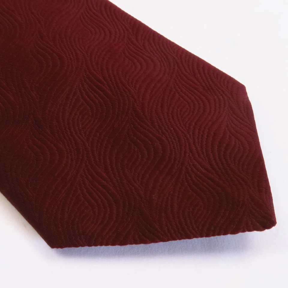 Corbata de cuello clásica vintage Andhurst años 70 60 roja sobre roja con patrón texturizado para hombre 56x4 Foto 2 de 4