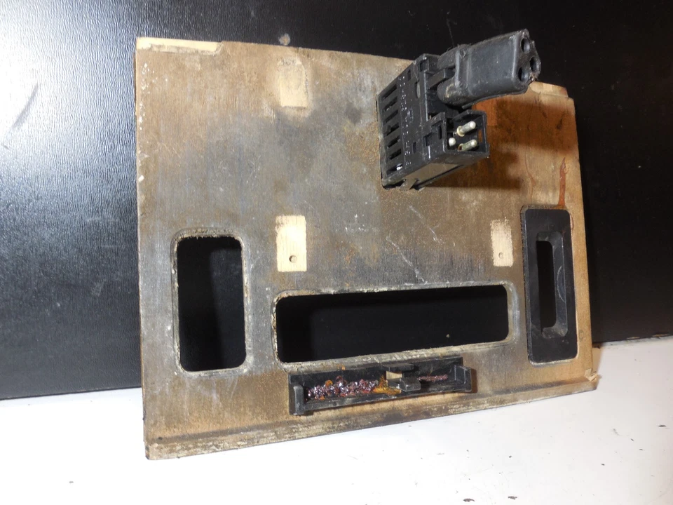 Tapicería de madera climatizadora de aire acondicionado 1268205110 72-89 Mercedes Benz R107 380SL 560SL Foto 4 de 4