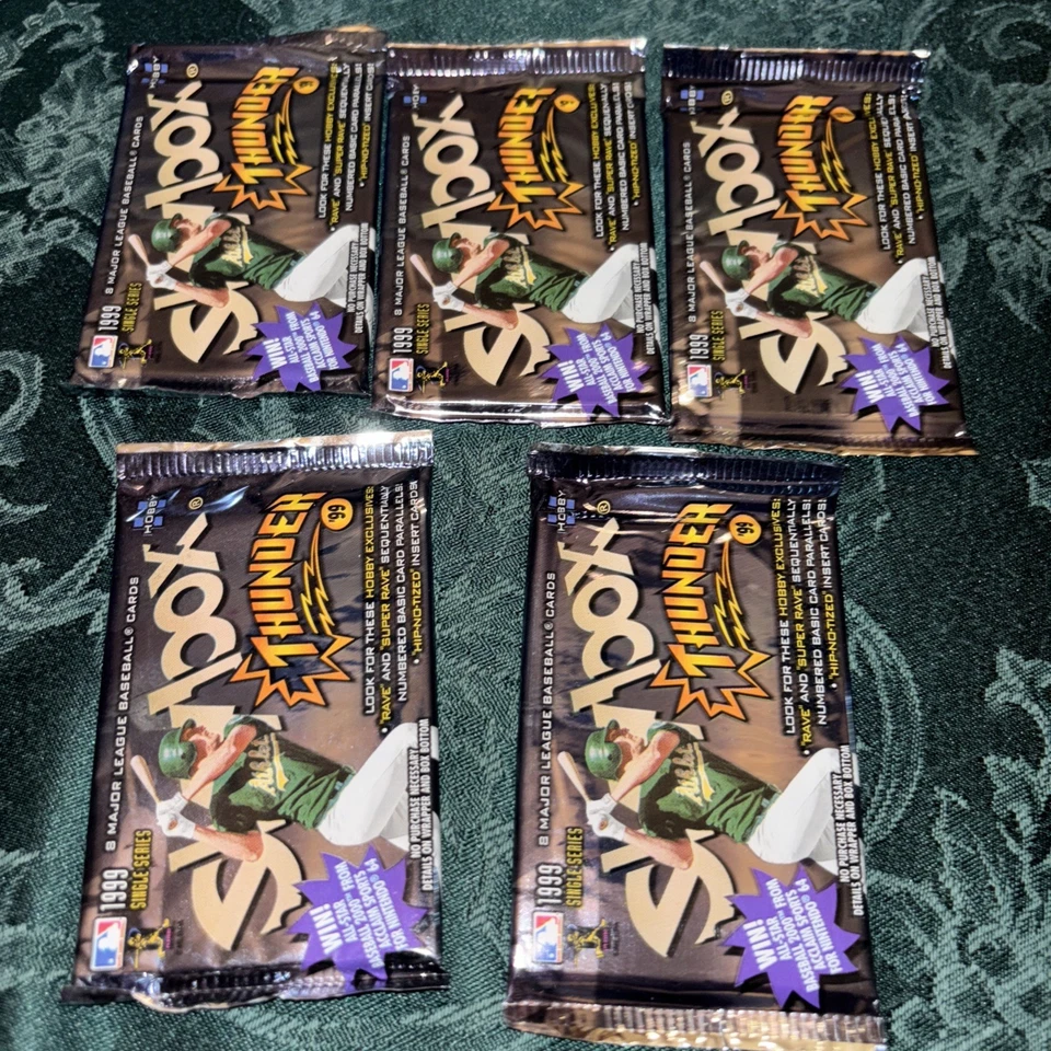 Lote de cinco pacotes de hobby de beisebol 1999 Skybox Thunder - Imagem 2 de 4
