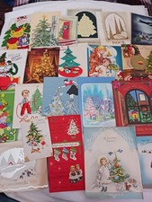 LOT OF 21 VINTAGE CHRISTMAS GREETING CARDS FE...