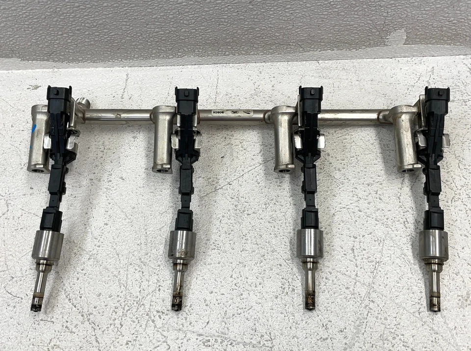 Juego de rieles de combustible Land Range Rover Sport 5,0 L izquierda derecha 14-17 con inyectores 1592 OEM Foto 2 de 4