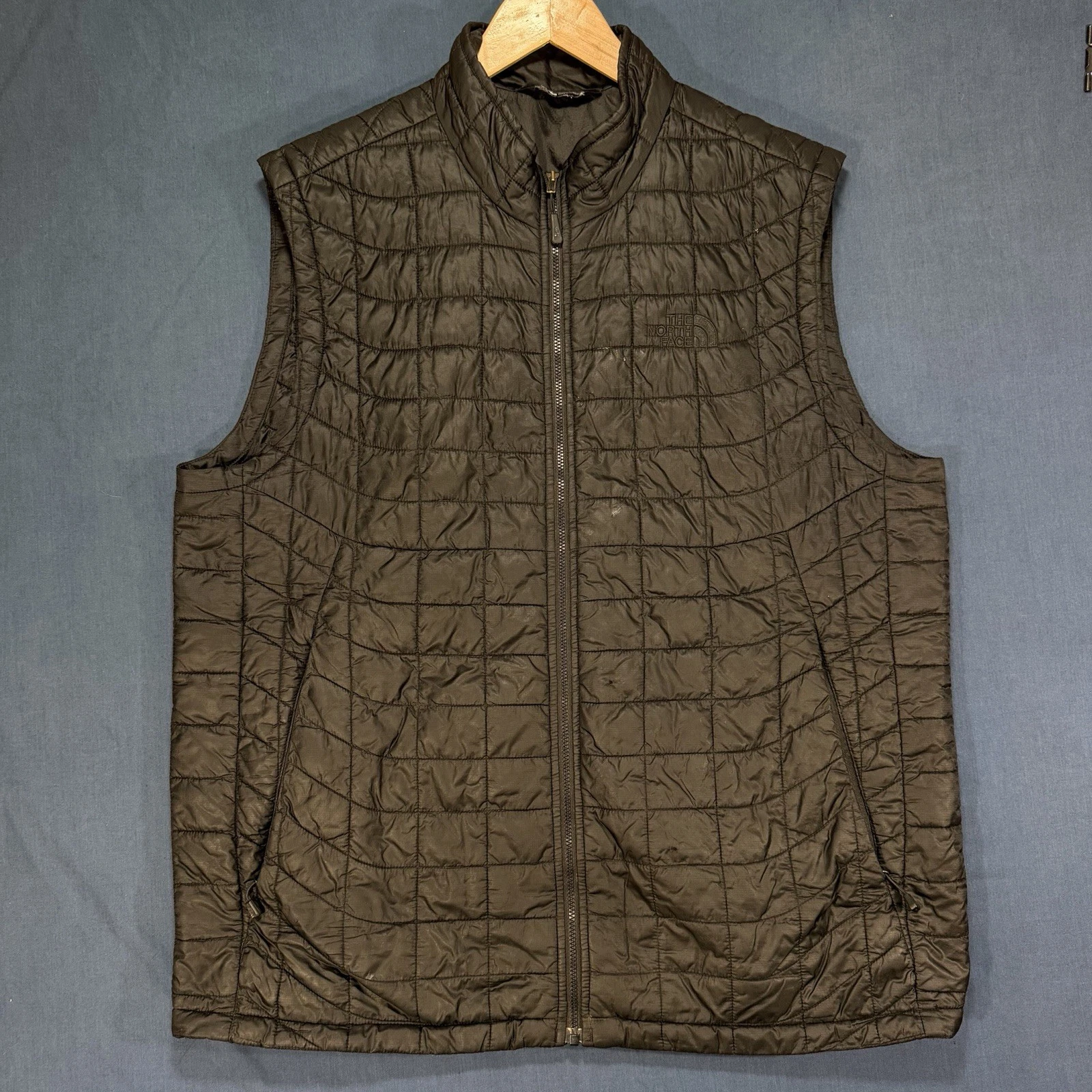 The North Face Thermoball Black Full Zip Puffer Vest Outdoor Men Large Flawed