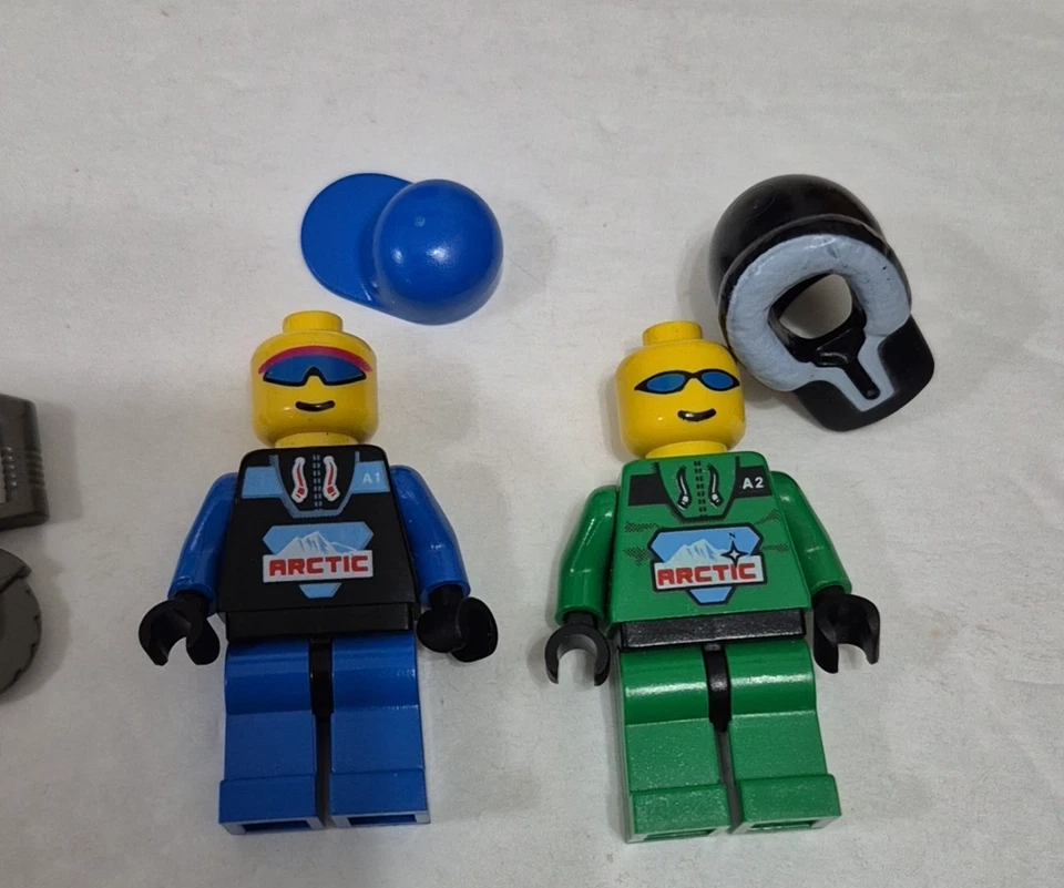 LEGO Town Arctic: мобильный форпост (6520) с 2 фигурками и белым медведем. Не полный - Изображение 3 из 4