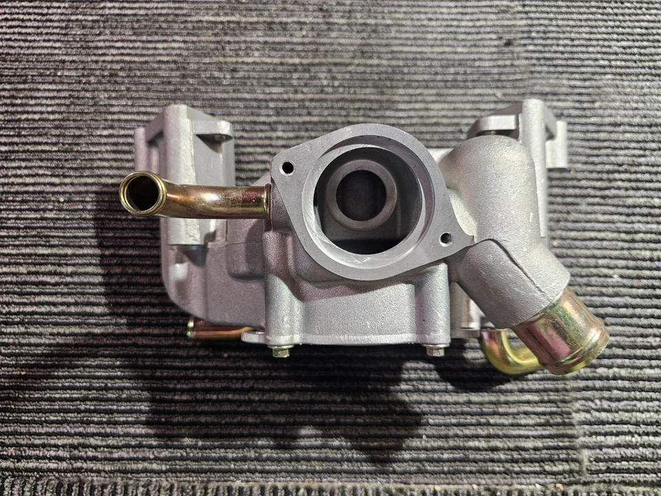 Gates 44037 水泵适用于雪佛兰 Camaro Pontiac Firebird 1993 - 1997 — 第 2/4 张图片