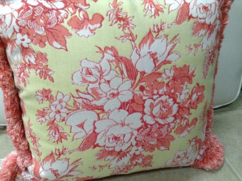 Puerta delantera patio exterior floral valeraine silla cítricos sofá almohada peonía - Imagen 3 de 5