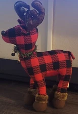 WINTER WONDER LANE RUSTIC COTTAGE BUFFALO CHECK REINDEER HOLIDAY DECOR 