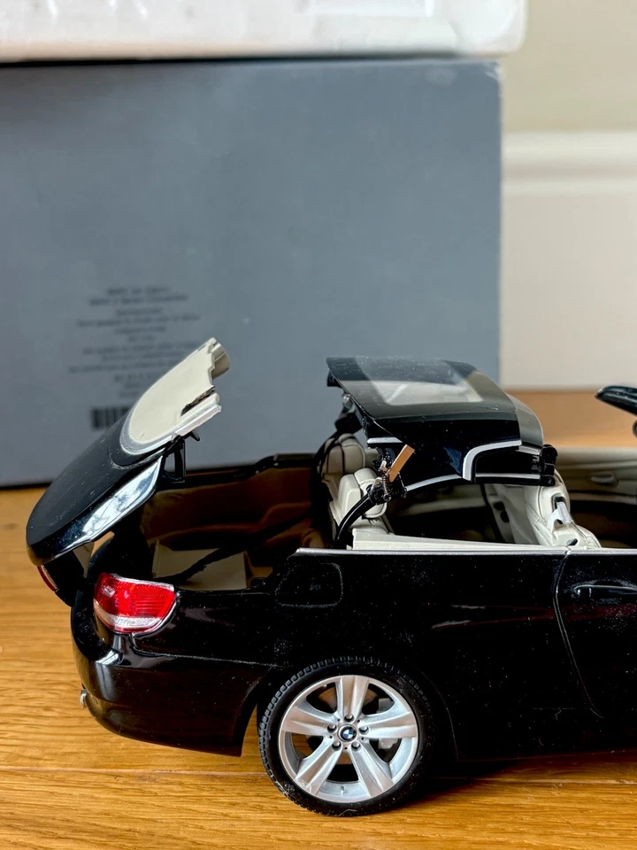 1/18 BLACK BMW 3 SERIES KYOSHO MUNICH SPECIAL CONVERTIBLE FOLDING ROOF RARE! - Image 2 of 4