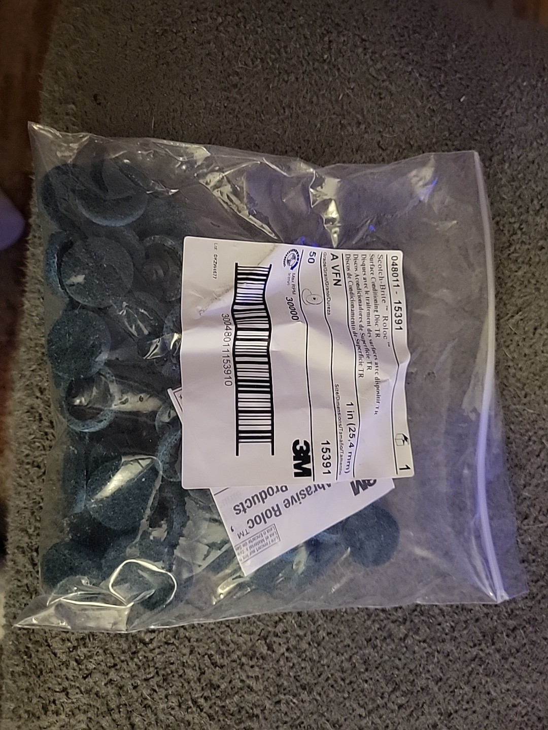 50 new 3M Scotch-Brite Roloc 15391 Surface Conditioning Discs TR, 1 x NH, A VFN