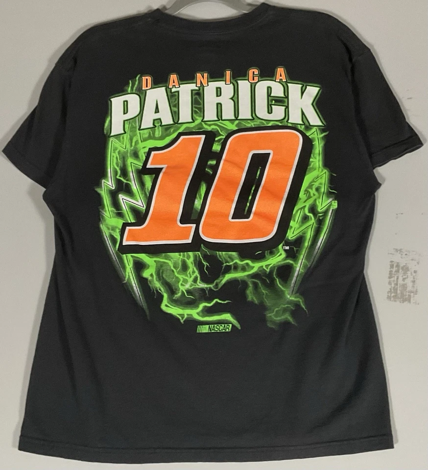 Camiseta Danica Patrick NASCAR tamanho G GoDaddy #10 Stewart Haas Racing Chevy SS - Imagem 2 de 4