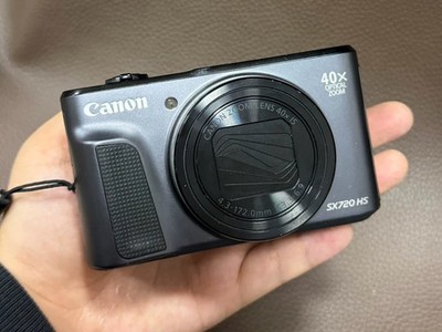 Canon PowerShot SX720 HS Digital Camera 20.30 MP 40x Optical Zoom WiFi Bluetooth