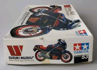 SUZUKI RG250 WALTER WOLF RACING VINTAGE TAMIYA 1/12 MOTORCYCLE