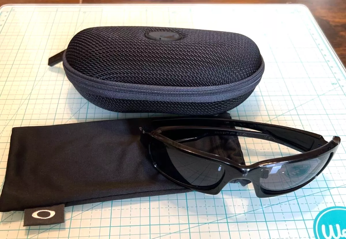 VTG Oakley Five, Black Frame Sunglasses Made in The USA, W/Case, VG Cond.