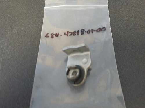 Yamaha Outboard 68V-42818-01-00 Clamp 4 Lever Ay BIN0229 - Afbeelding 4 van 9